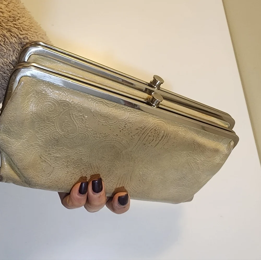 Hobo International Vintage Leather Elegant Tan Clutch Bag